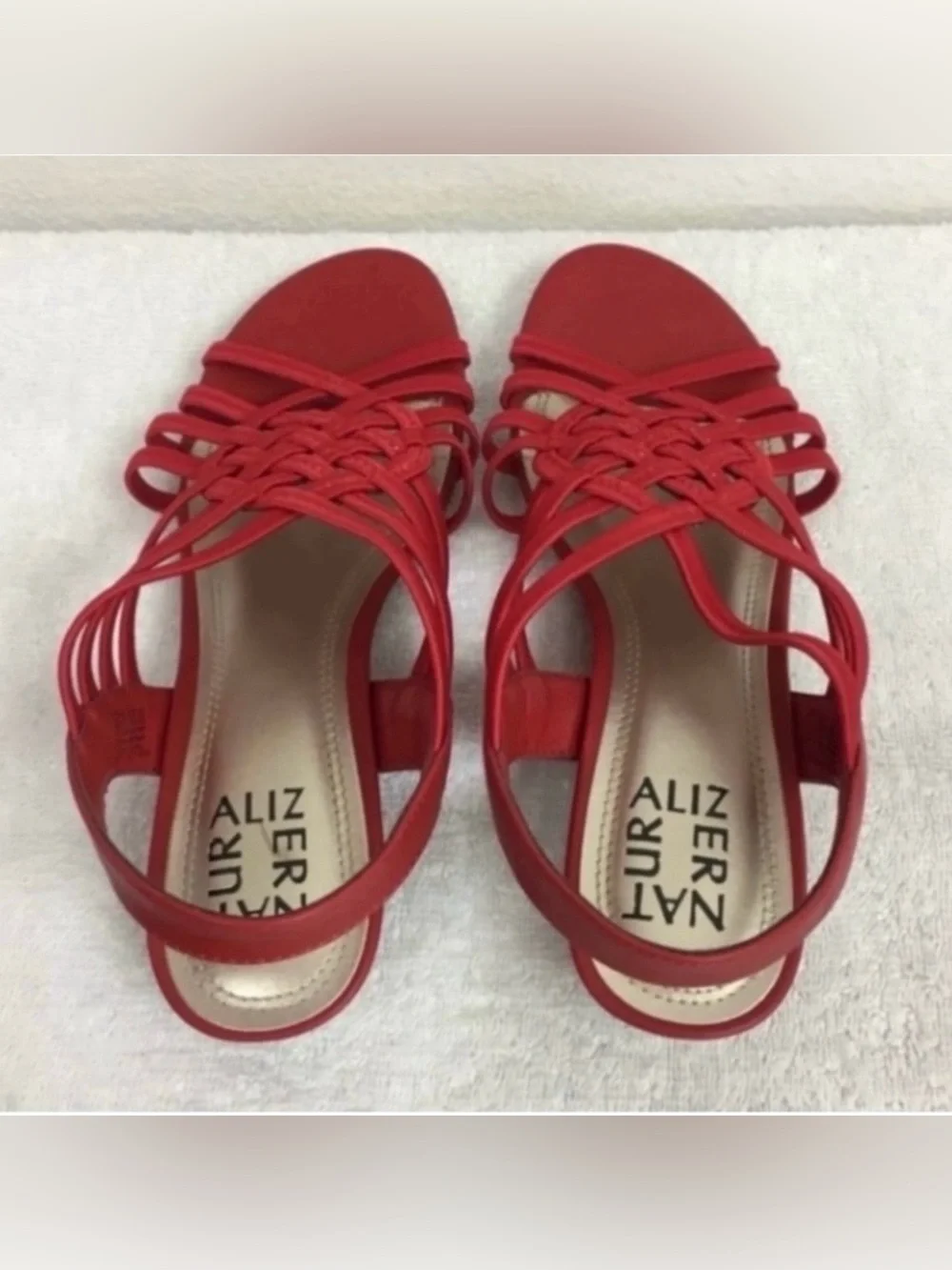 NWT New Naturalizer Women's Red Strappy Mini Wedge Open Toe Sandal Size 6.5 Boho